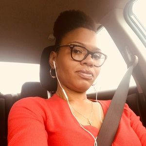 Meet your Posher, Tiffany